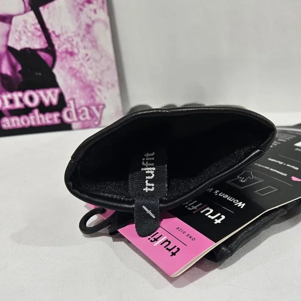New BLACK TRU FIT WOMANS WARM LINED TOUCHSCREEN FAUX LEATHER GLOVES